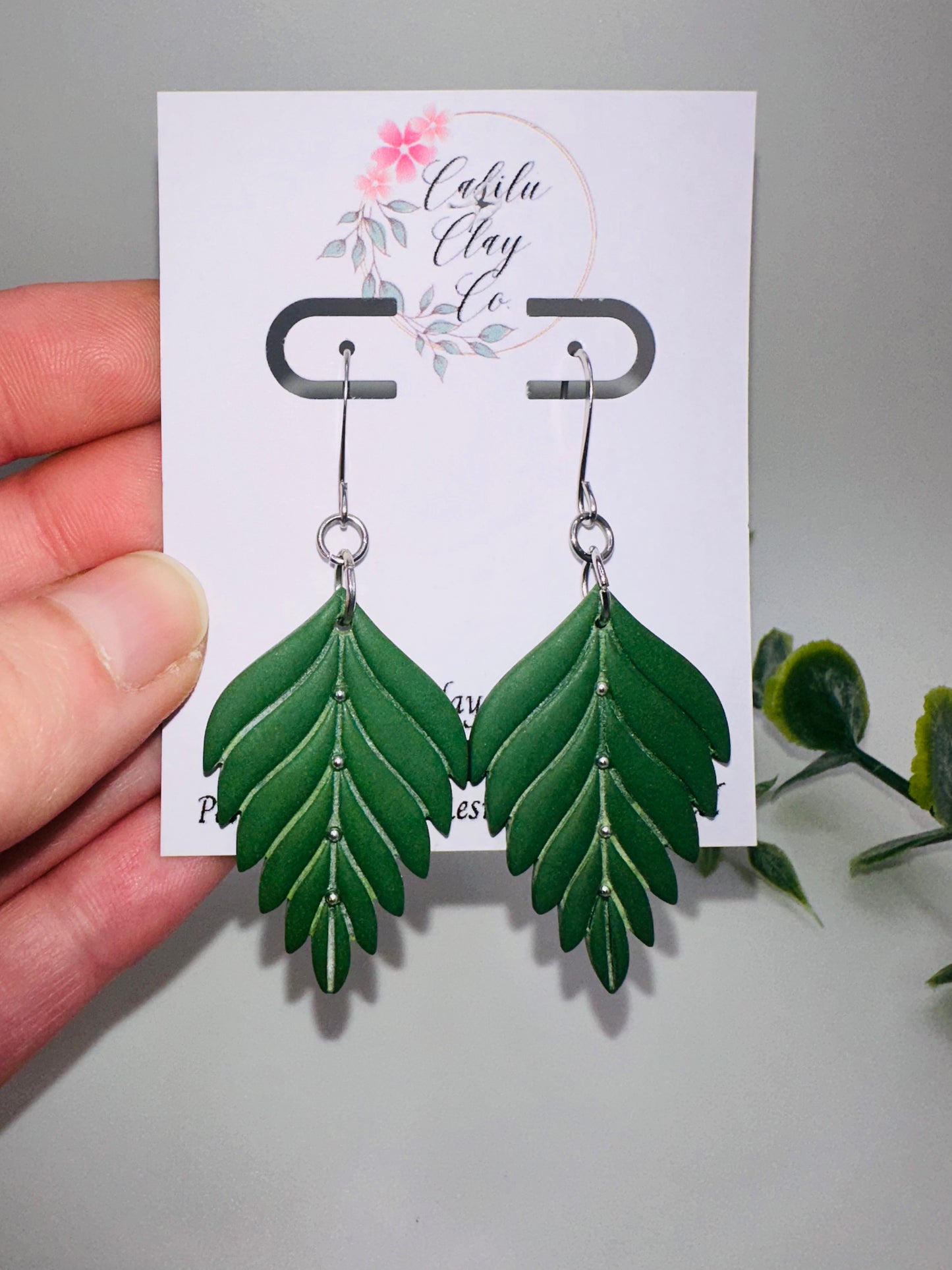 Green Elegant Leaf Dangles Earrings with Stainless Steel Accents
