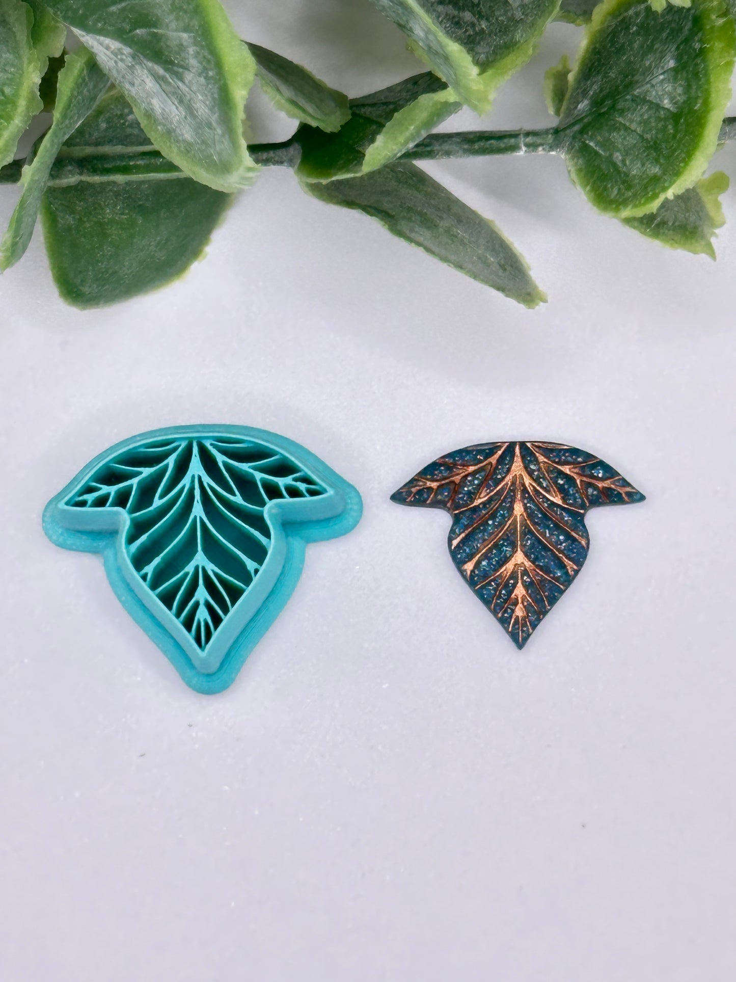 Leaf Vein Dangle Polymer Clay Cutter