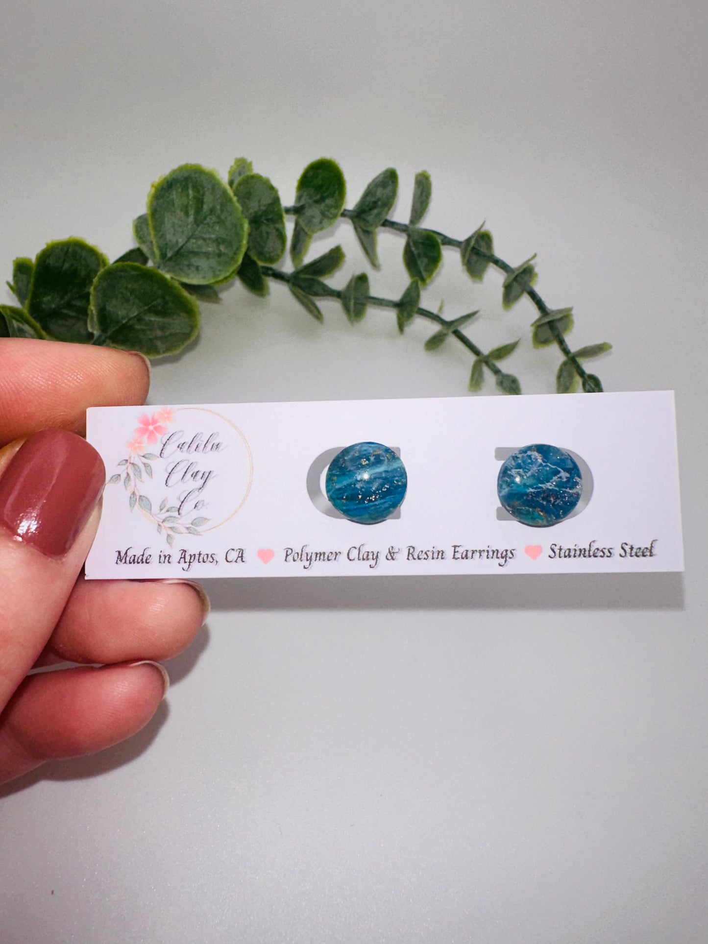 Round Ocean Studs