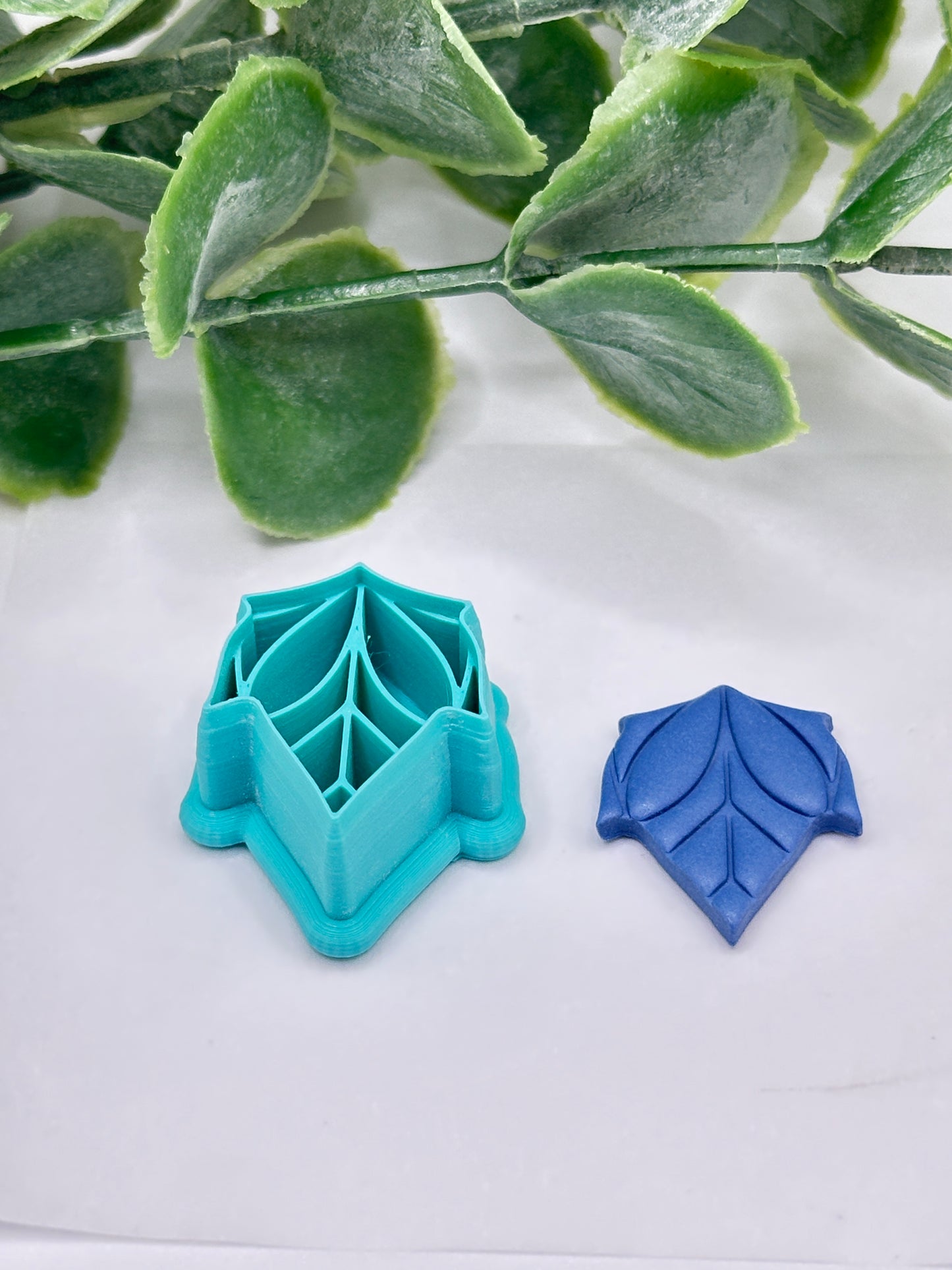 Leafy Chandelier Polymer Clay Cutter