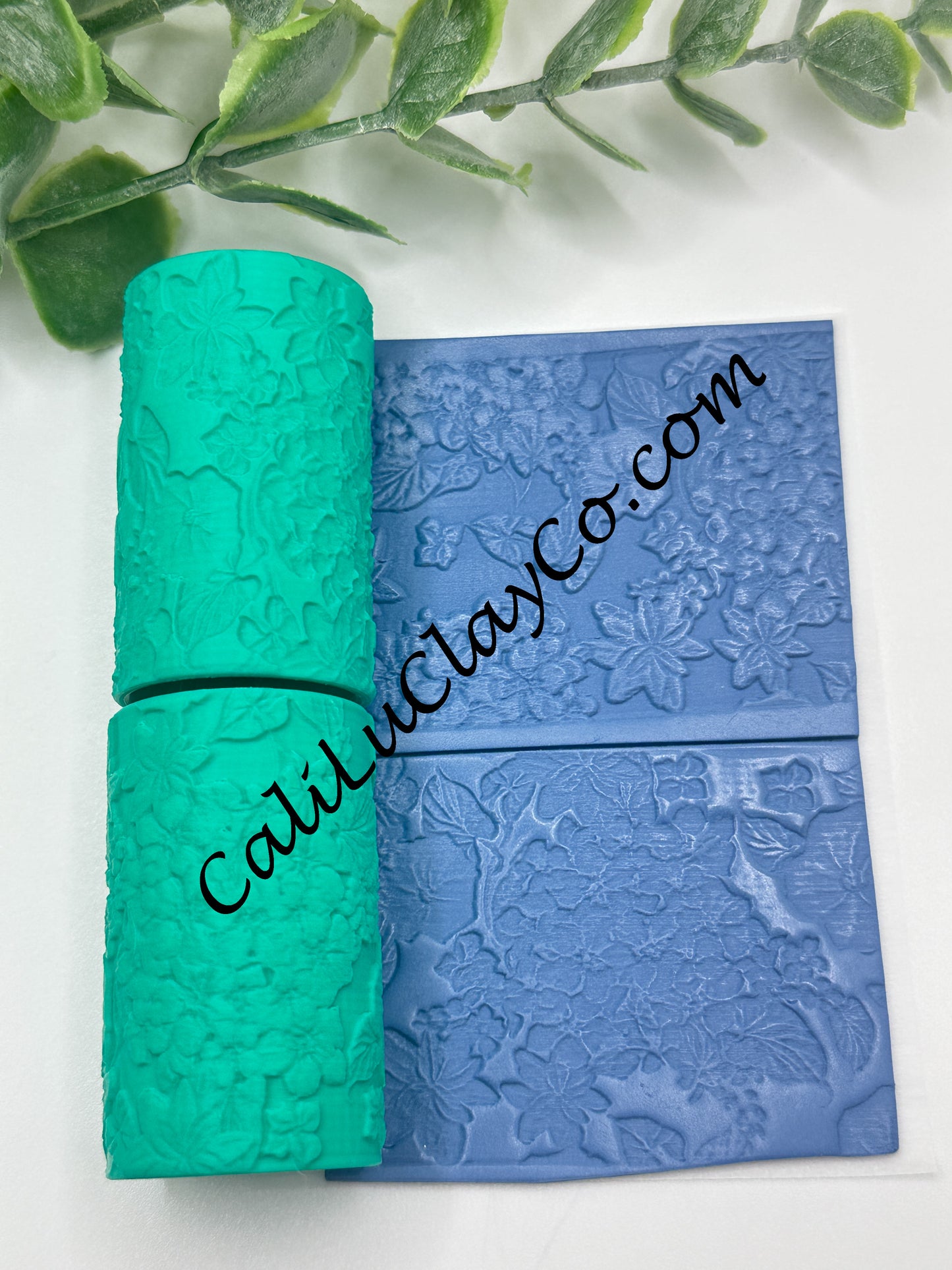 Hydrangeas Floral Polymer Clay / Cookie Dough Texture Roller