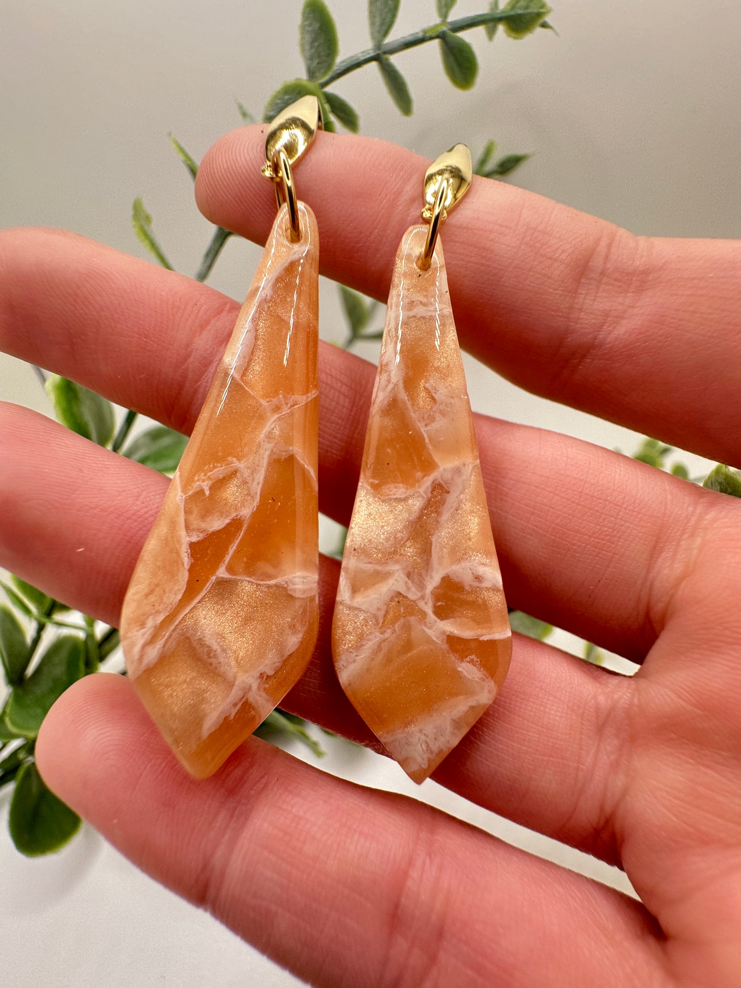 Marbled Peach Bar Dangles Earrings