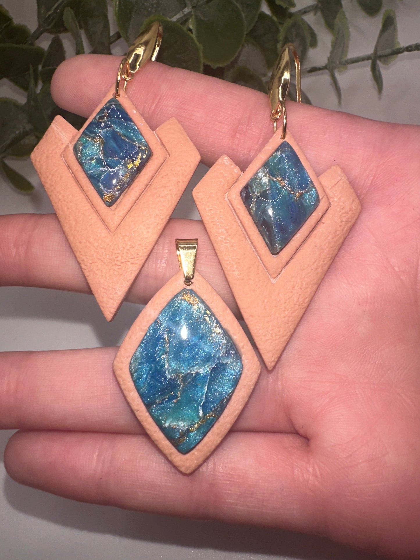 Ocean & Terracotta Drop Diamond Arrow Earrings & Necklace Set