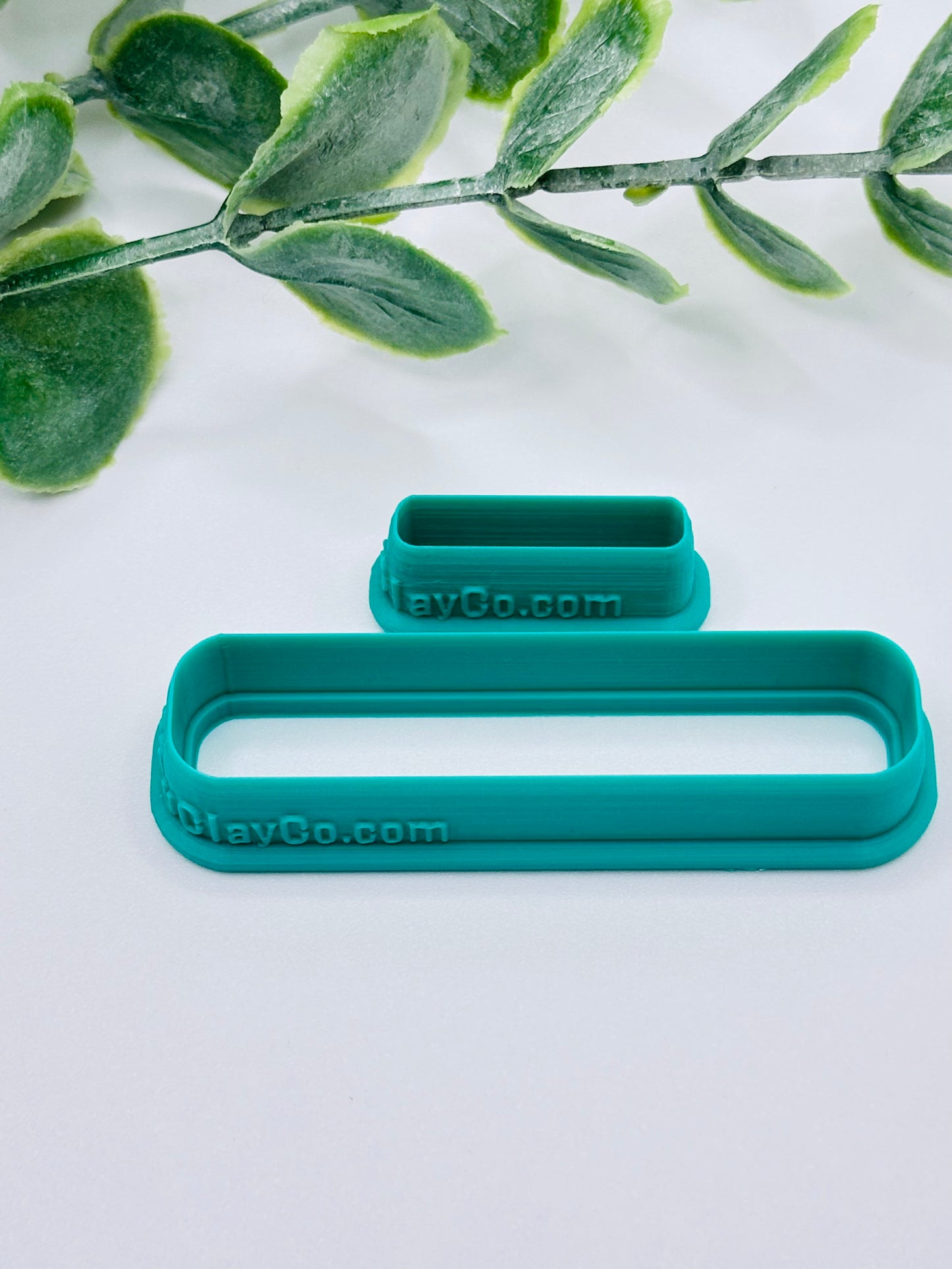 Thin Oval #3 Huggie/Bracelet/Link Polymer Clay Cutter