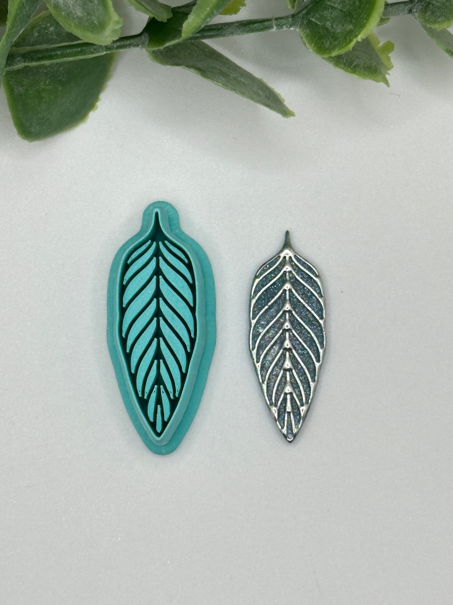 Long Leaf Polymer Clay Cutter