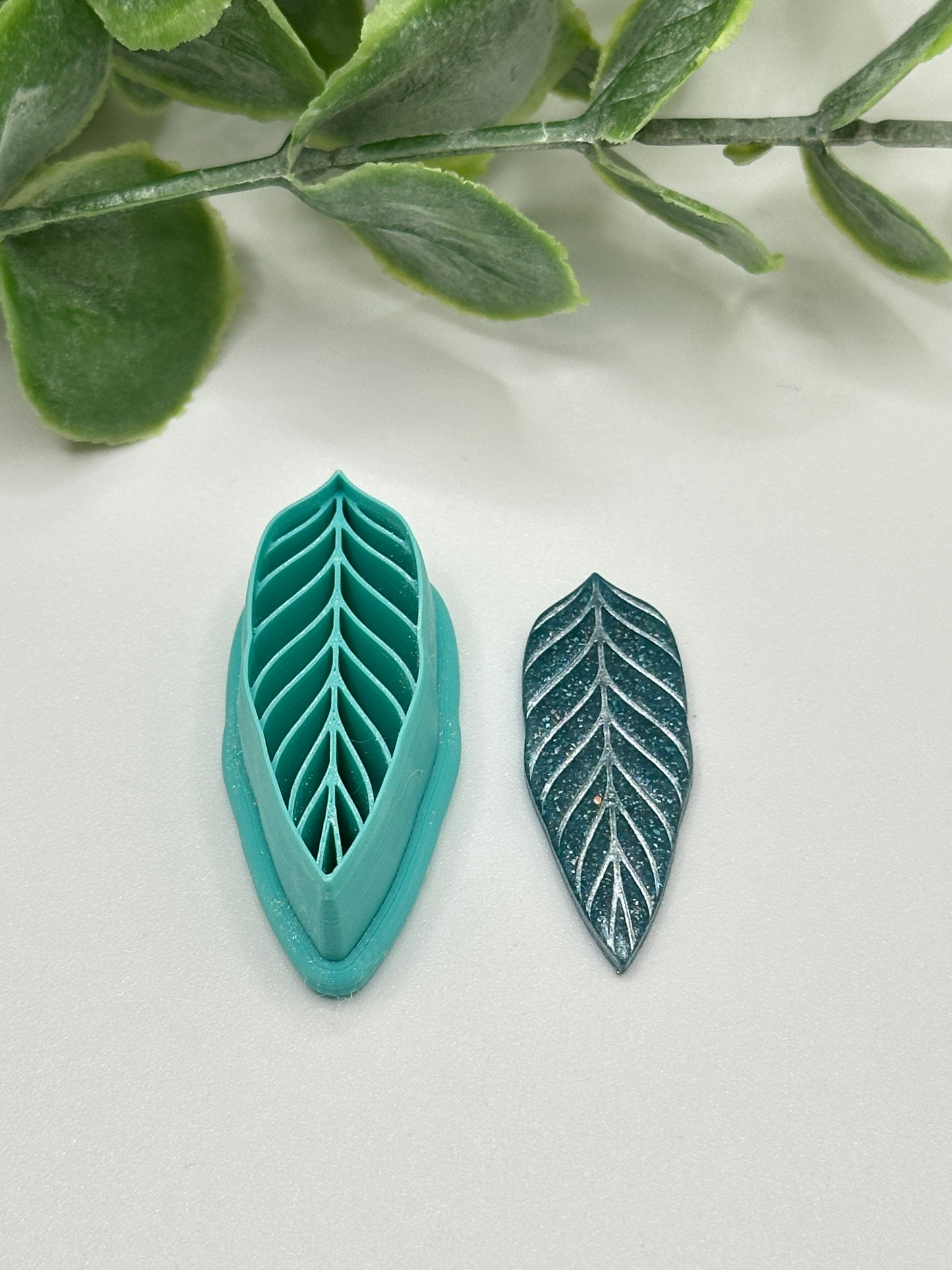 Long Leaf Polymer Clay Cutter