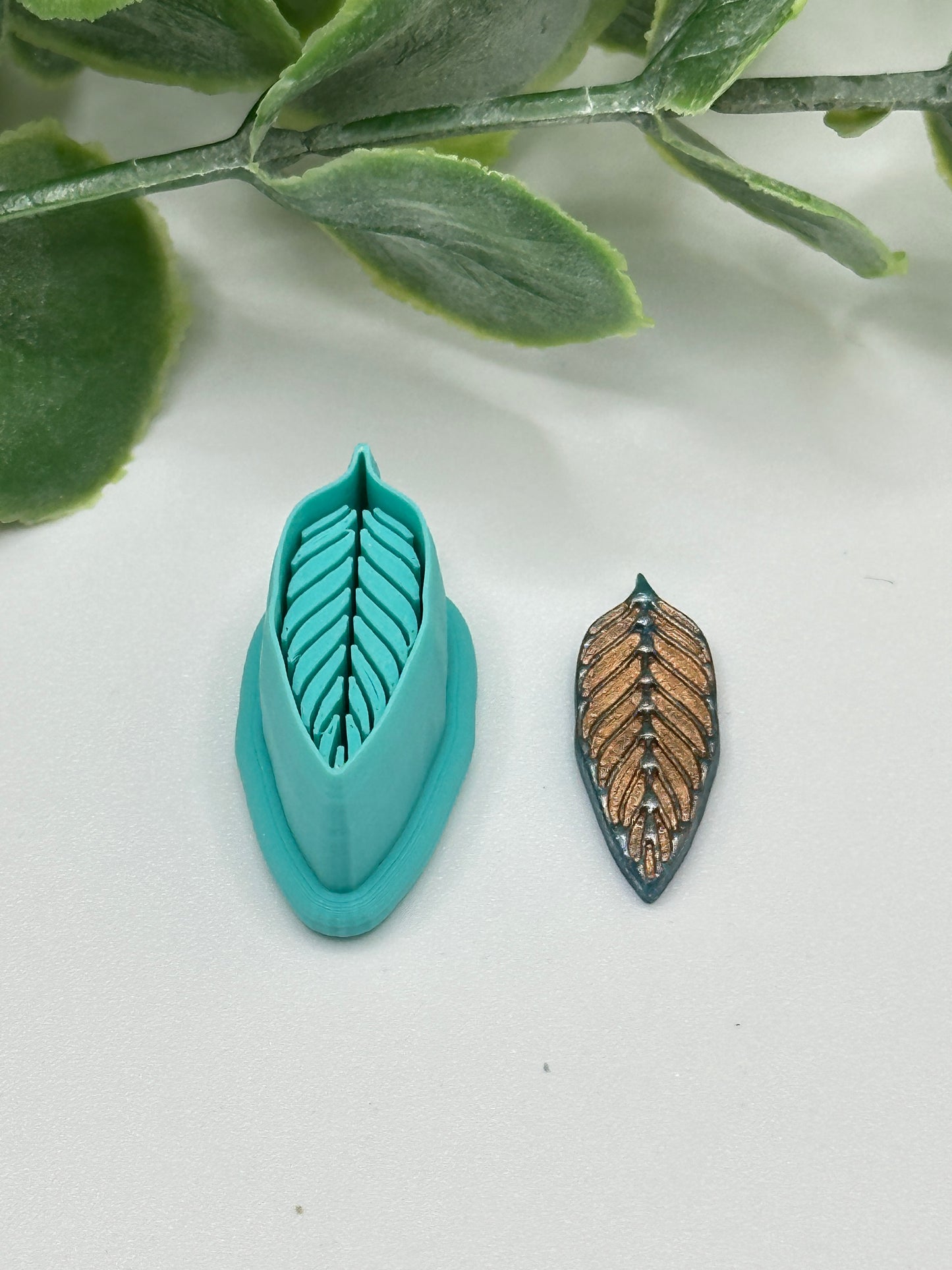 Long Leaf Polymer Clay Cutter