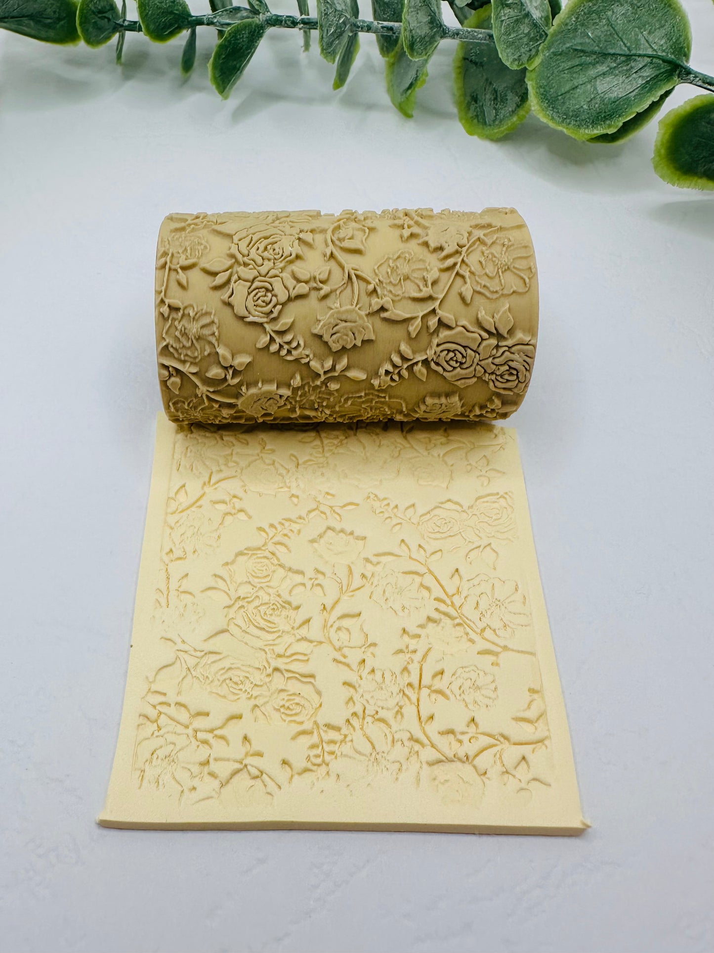 Poppies and Roses Polymer Clay / Cookie Dough Texture Roller