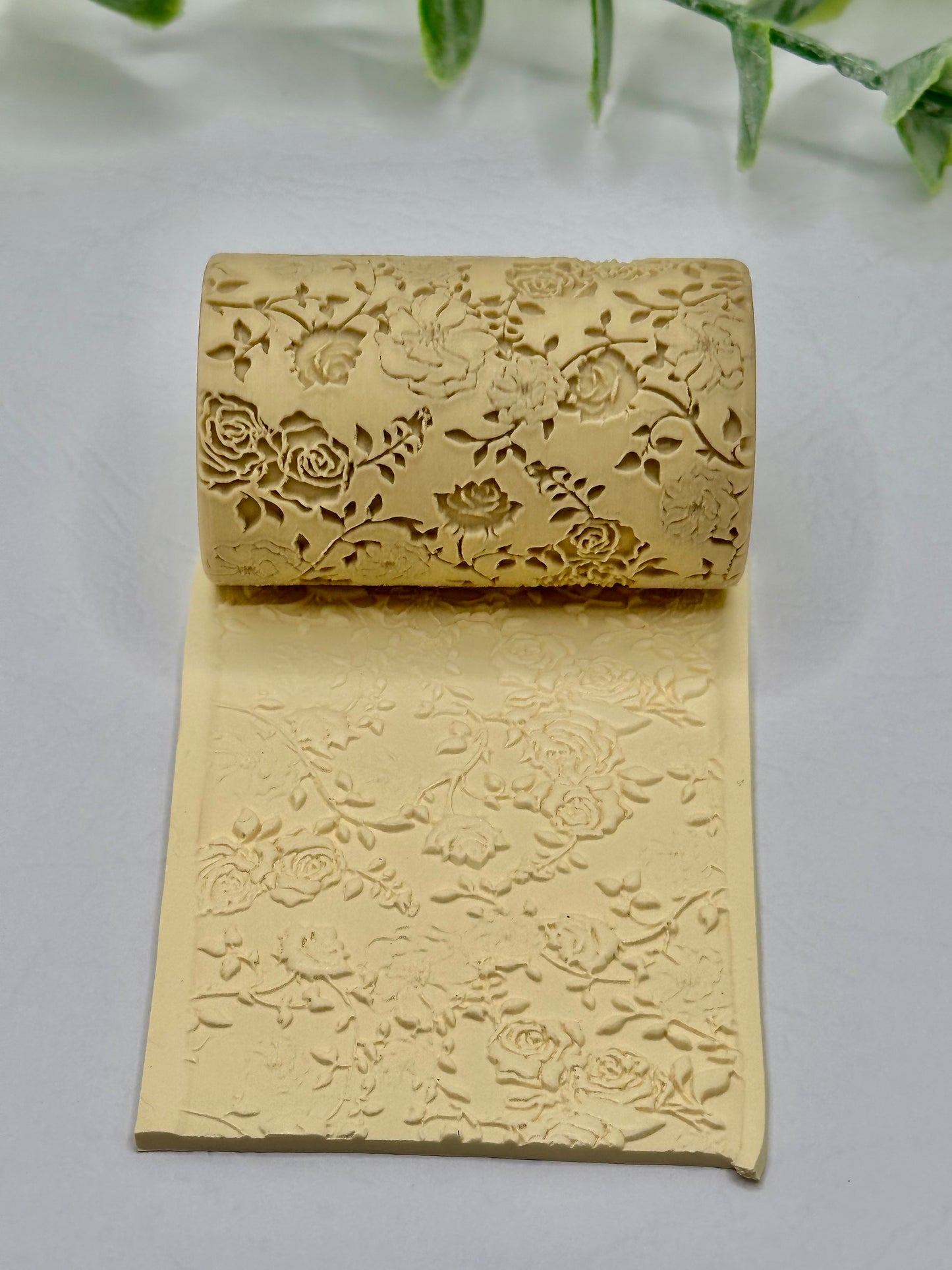 Poppies and Roses Polymer Clay / Cookie Dough Texture Roller